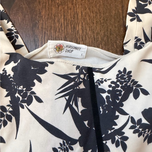 Active Set - Picture 2 of 3